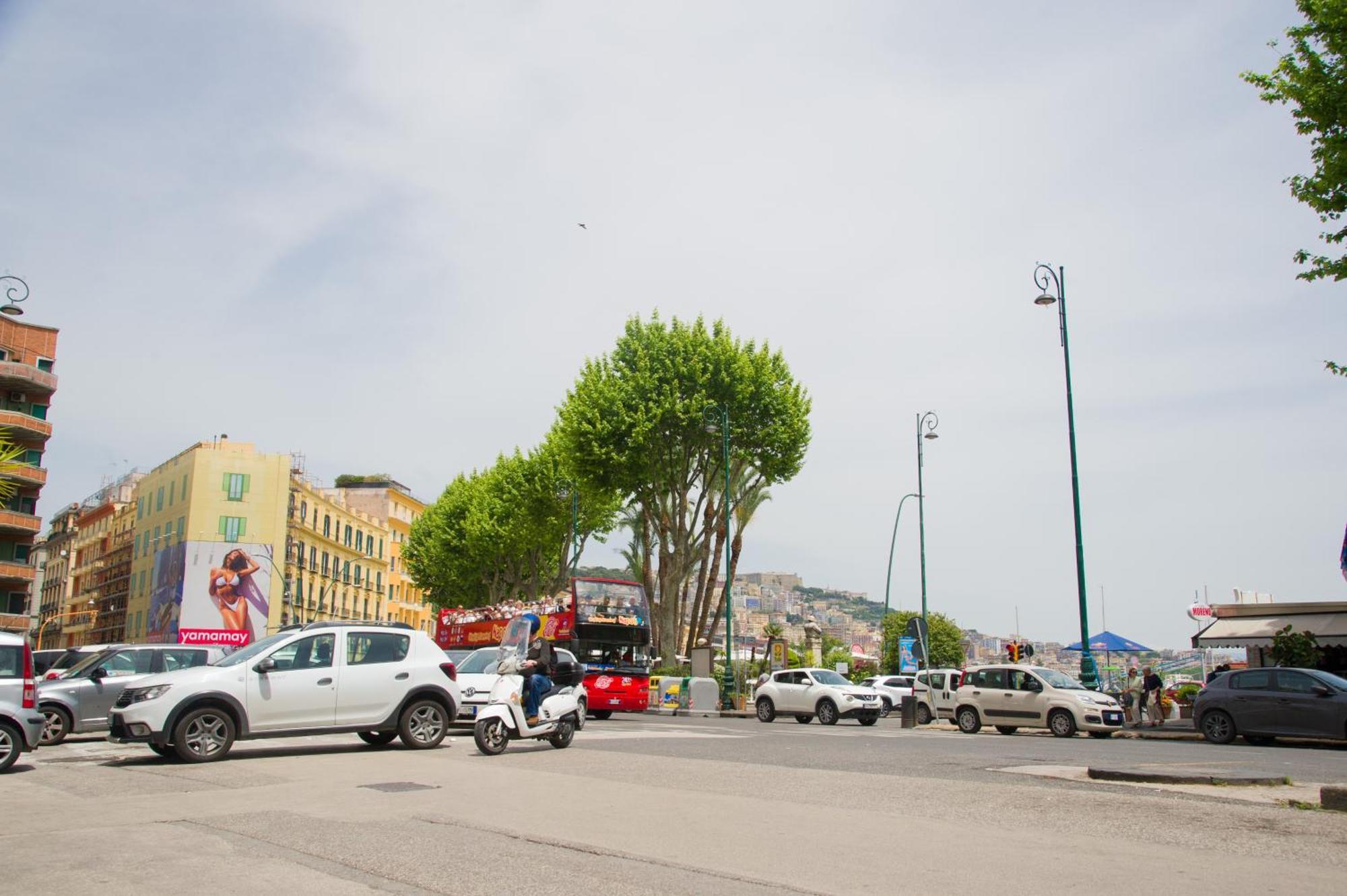 Golfo Di Napoli, Metro-taxi
