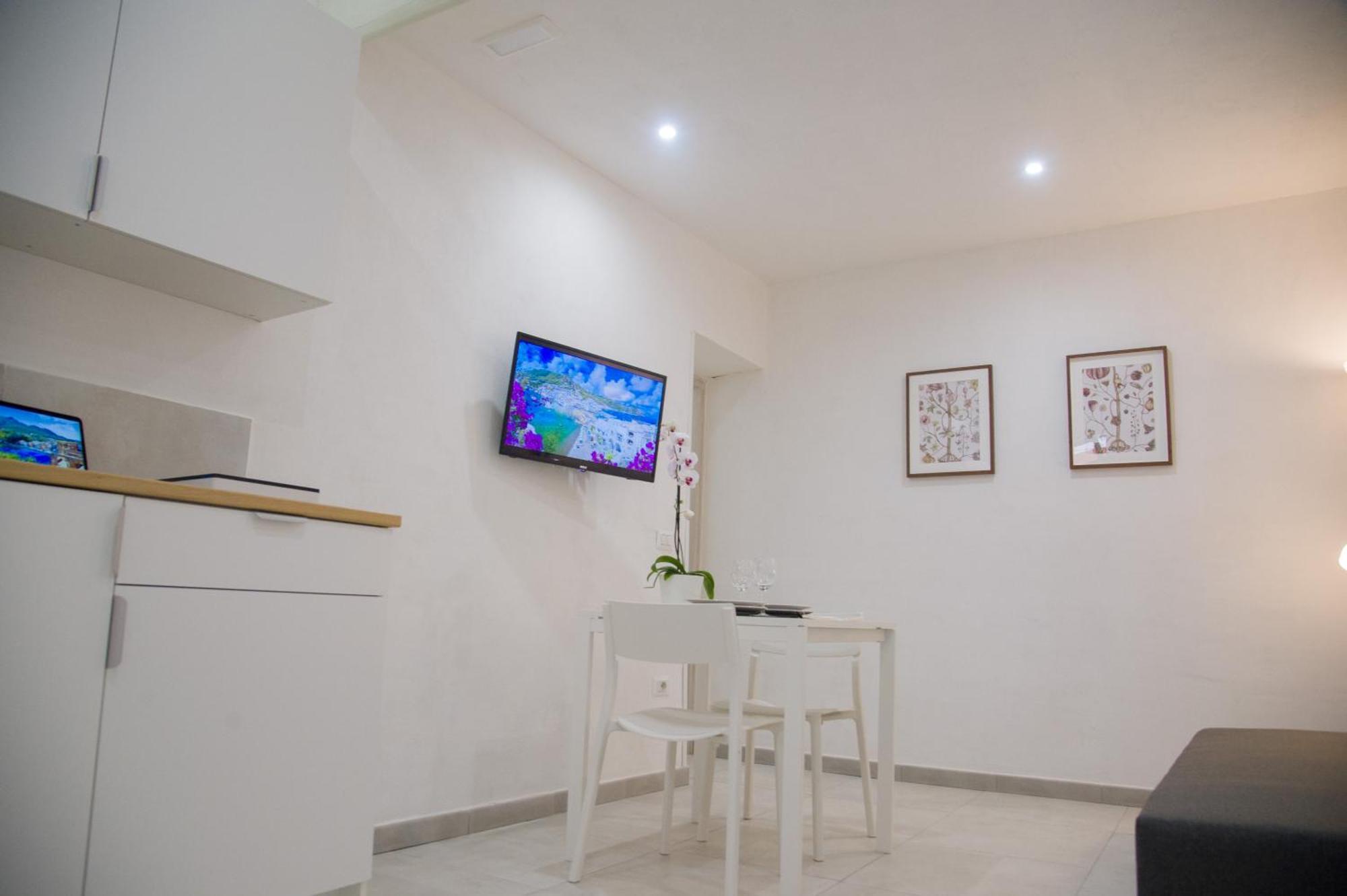 Golfo Di Napoli, Metro-taxi Apartment Naples